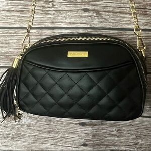 Joy & Iman Crossbody purse-Black-Like New